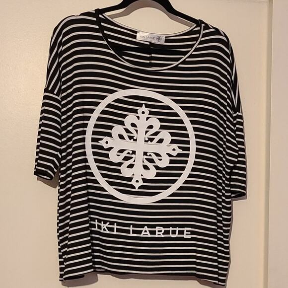 Kiki Larue Black White Graphic Logo Scoop Neck Top Blouse ~ size Medium - Picture 2 of 4